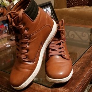 Levi's leather shoes